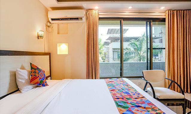 New Prabhu Sharan By Glitz Hotels ナビムンバイ エクステリア 写真