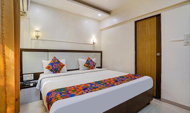 New Prabhu Sharan By Glitz Hotels ナビムンバイ エクステリア 写真